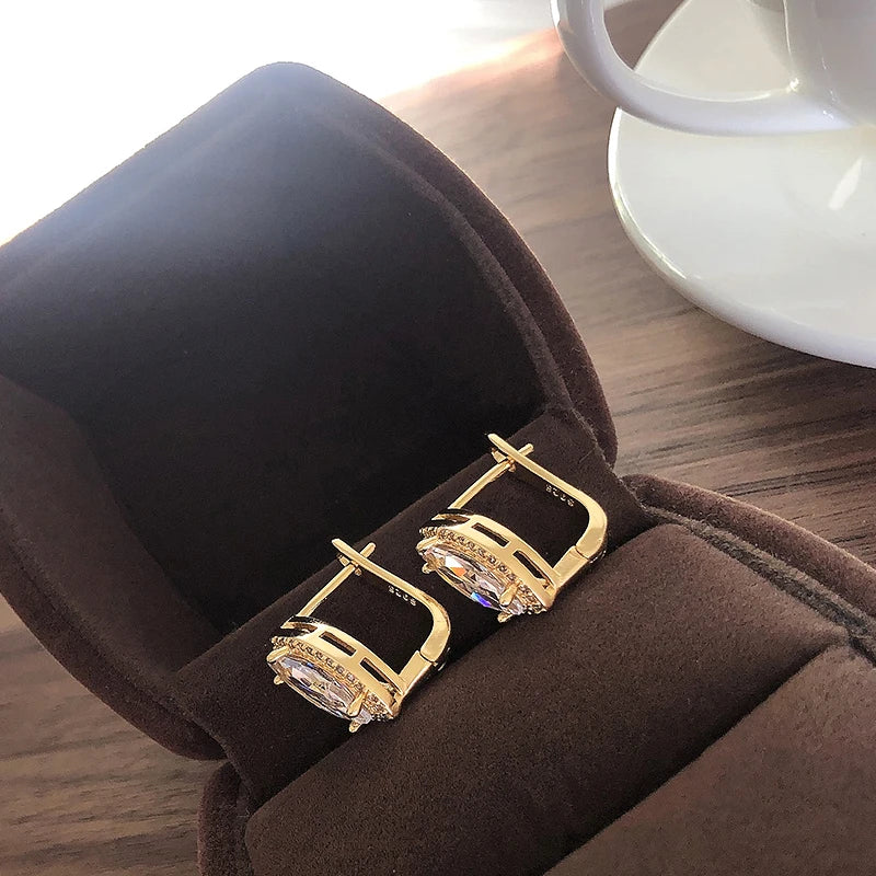 Luxury Simple Natural Zircon Stud Earrings for Women Fashion 925 Silver Bridal Wedding Earrings OL Crystal Jewelry Gifts